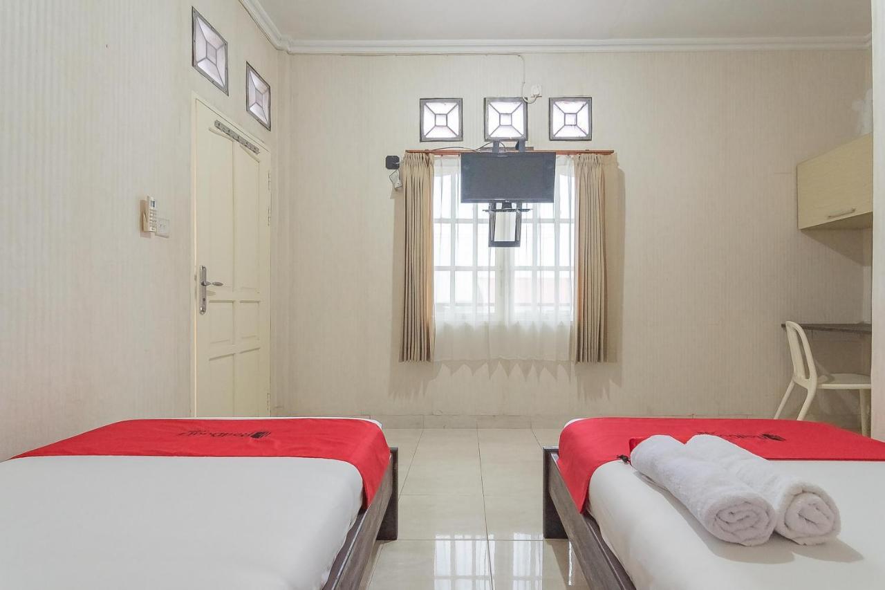 RedDoorz Syariah near Terminal Batu Ampar 2 Hotel Balikpapan  Luaran gambar